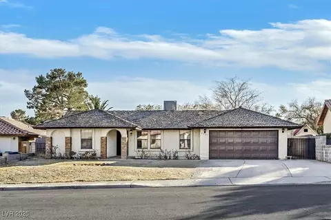 2227 Heavenly View Dr, Henderson, NV 89014