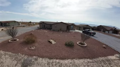 2431 Banyon St, Pahrump, NV 89048