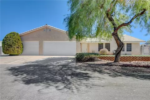 303 Glasgow St, Henderson, NV 89015