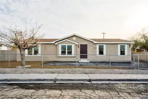 5957 Great Smoky Ave, Las Vegas, NV 89156