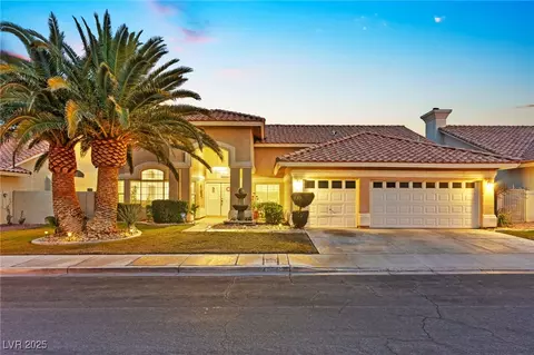 1504 Castle Crest Dr, Las Vegas, NV 89117