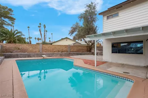 2923 Palora Ave, Las Vegas, NV 89121