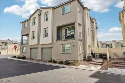 2669 Champagne Gold Ave, North Las Vegas, NV 89086