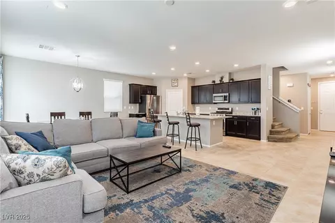 9332 Newbattle St, Las Vegas, NV 89178
