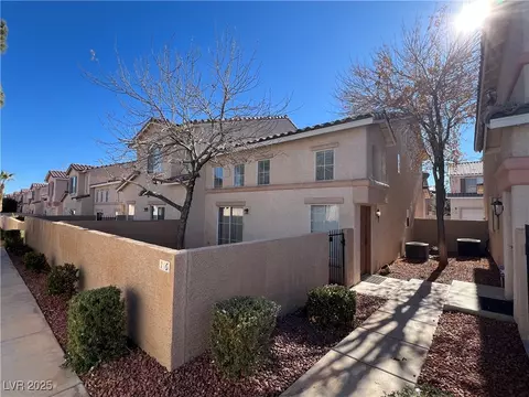 16 Belle Essence Ave, Las Vegas, NV 89123