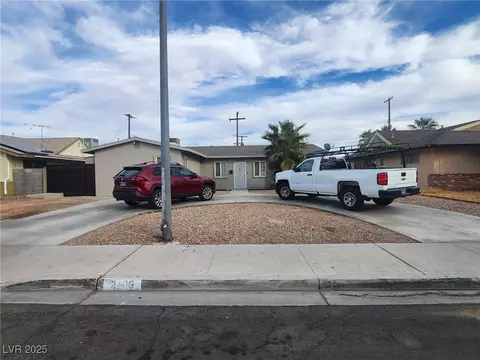 2109 Juana Vista St, Las Vegas, NV 89102