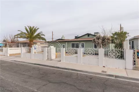 1108 Cunningham Dr, Las Vegas, NV 89106