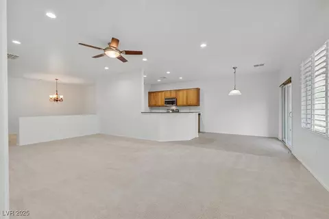 2525 Hamonah Dr, Henderson, NV 89044