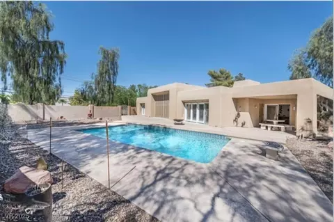 3800 Euclid St, Las Vegas, NV 89121