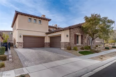 37 Carolina Cherry Dr, Las Vegas, NV 89141