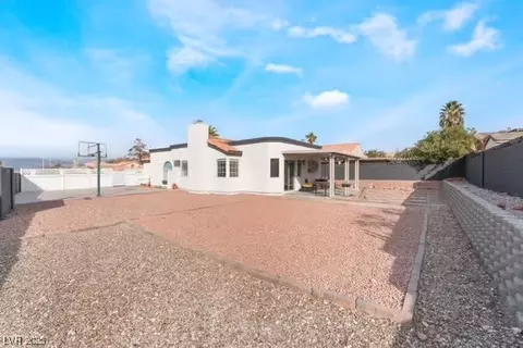 2258 Ray Kanel Dr, Las Vegas, NV 89156