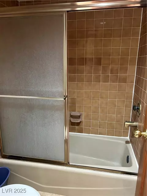 Bath - 150 W Ridge View St #241, Brian Head, UT 84719 photo 4 of 6