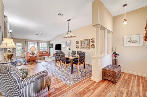 5105 Kingsbridge Dr, Las Vegas, NV 89130