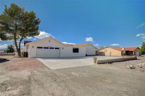 2690 S Dandelion St, Pahrump, NV 89048