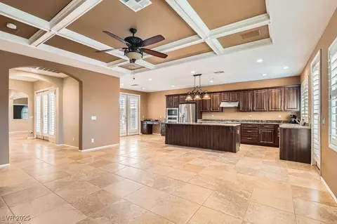 8109 Mountain Forest Ct, Las Vegas, NV 89129