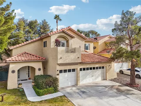 198 Adomeit Dr, Henderson, NV 89074