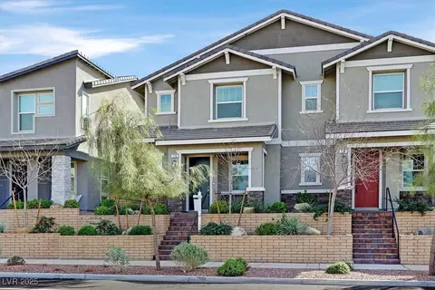 726 N Water St, Henderson, NV 89015
