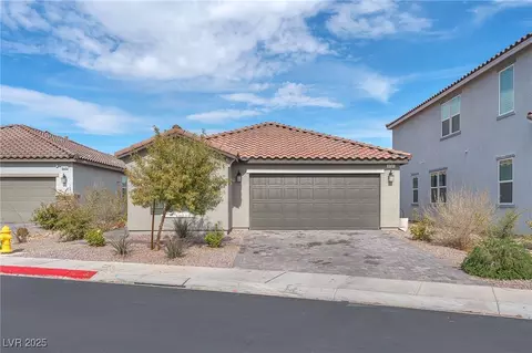 8106 Guadiano Ave, Las Vegas, NV 89113