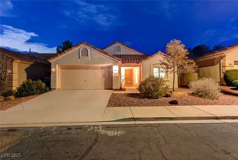 9757 Hitching Rail Dr, Las Vegas, NV 89117