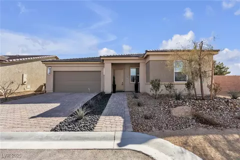 4267 E Highvale Ct, Pahrump, NV 89061
