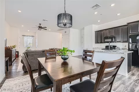 216 Copland Canyon Ave, Henderson, NV 89011
