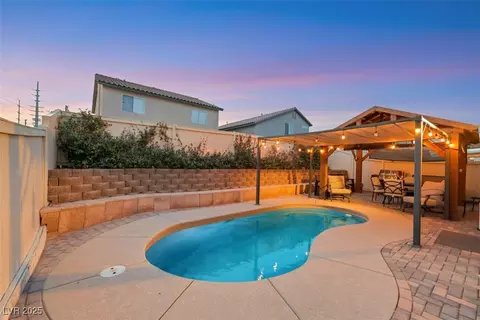 2737 Sunrise Day Ct, Las Vegas, NV 89142