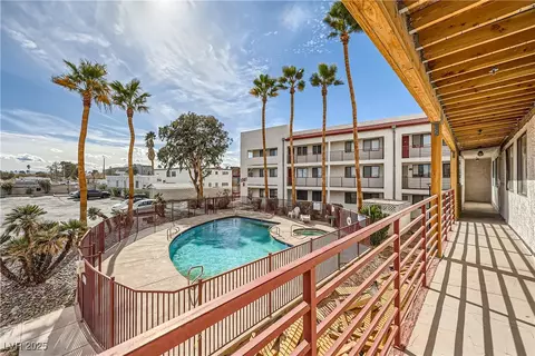 1381 E University Ave #203, Las Vegas, NV 89119