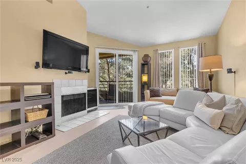 260 E Flamingo Rd #311, Las Vegas, NV 89169