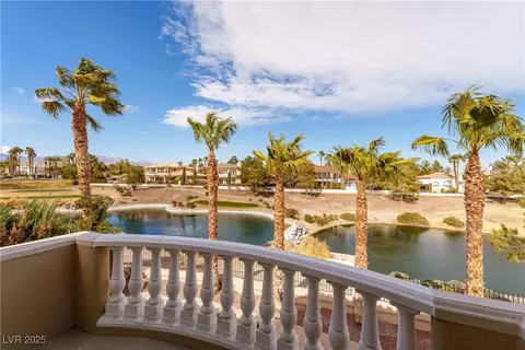 8208 Horseshoe Bend Ln, Las Vegas, NV 89113