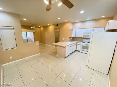 5751 E Hacienda Ave #130, Las Vegas, NV 89122