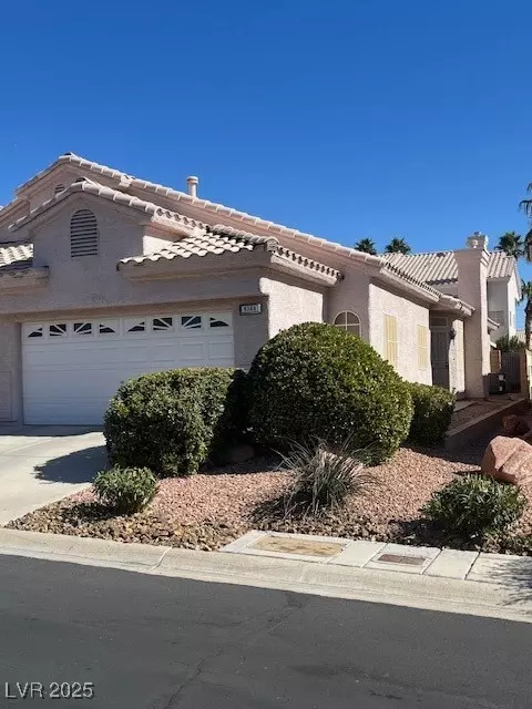 5366 Runningbrook Rd, Las Vegas, NV 89120