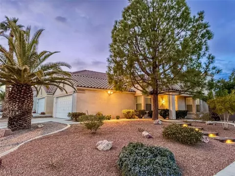 7608 Little Valley Ave, Las Vegas, NV 89147