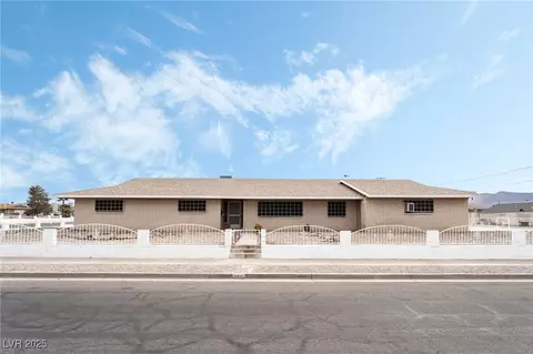 845 Palo Verde Dr, Henderson, NV 89015