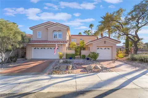 8225 Taos Paseo Ave, Las Vegas, NV 89128
