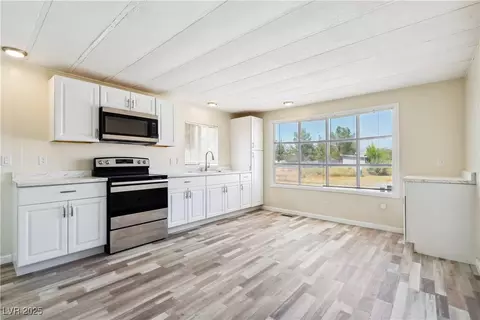 2551 W Retread Rd, Pahrump, NV 89048