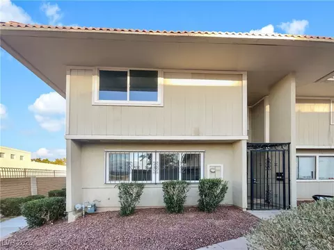 2578 Paradise Village Way, Las Vegas, NV 89120