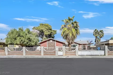 4506 El Cebra Way, Las Vegas, NV 89121