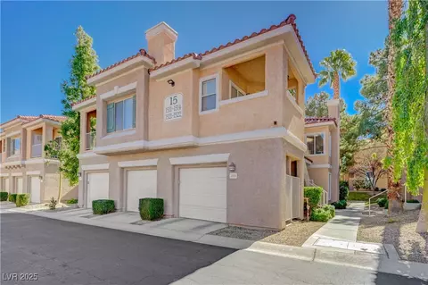 251 S Green Valley Pkwy #1514, Henderson, NV 89012