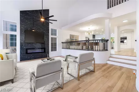 9 White Tail Ct, Henderson, NV 89074