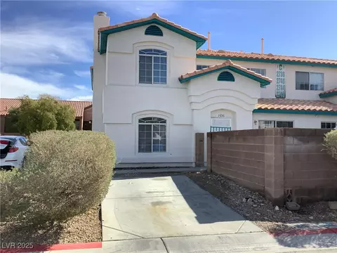 2736 Stargate St, Las Vegas, NV 89108