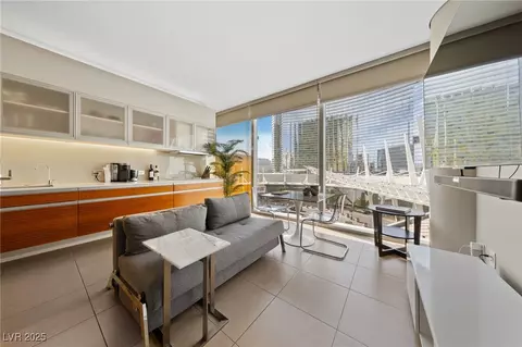 3726 Las Vegas Blvd #303, Las Vegas, NV 89158