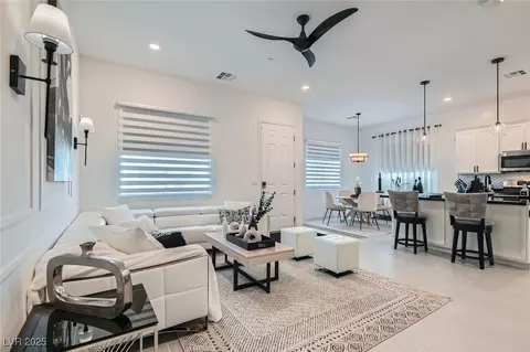 795 Sunny Sagebrush St, Henderson, NV 89011