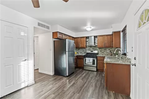 7084 Burcot Ave #G24, Las Vegas, NV 89156
