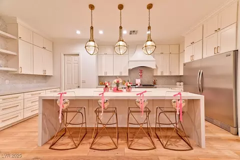 7565 N Torrey Pines Dr #A, Las Vegas, NV 89131