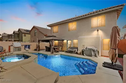 3427 Meridale Dr, Las Vegas, NV 89117