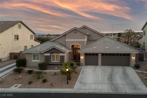 8985 Tierra Santa Ave, Las Vegas, NV 89129
