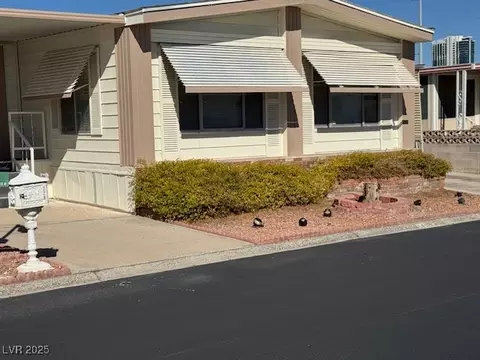 5106 N Ridge Club Dr, Las Vegas, NV 89103