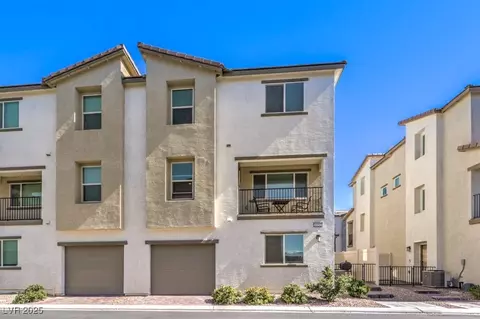 6952 Midnight Bronze St, North Las Vegas, NV 89086