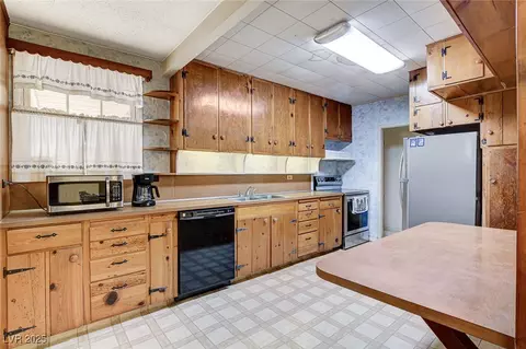 343 W Basic Rd, Henderson, NV 89015 photo 14