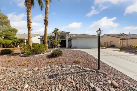5000 Linkside Dr, Las Vegas, NV 89130